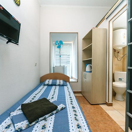 Small Room Near Independence Square Kiew Exterior foto